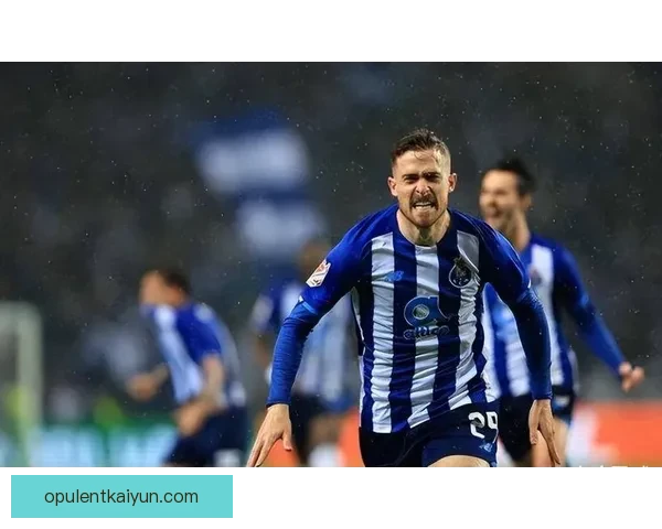 波尔图队当前联赛排名稳定，表现持续提升，备受关注。