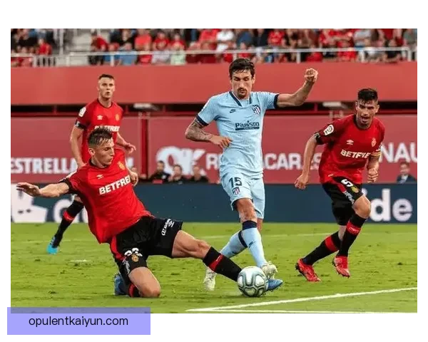 西甲超级豪门表现稳健，球队竞争力增强引发关注